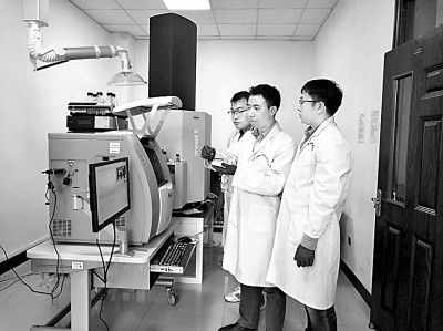 大連工業(yè)大學食品科學與技術創(chuàng)新團隊 耕海牧漁 打造 藍色糧倉